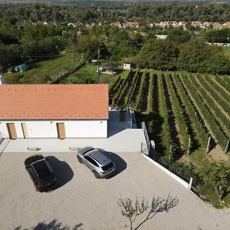 Guest house Rabai Katalin Boraszat Es Vendeghaz 4*